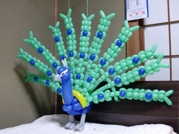 balloon-peacock