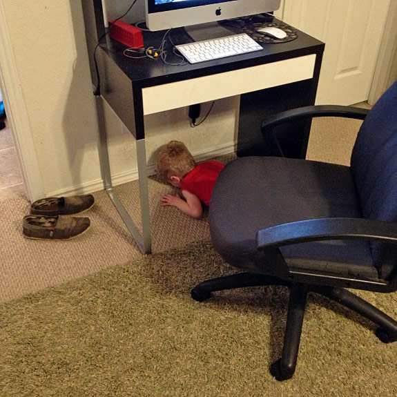 Desk Toddler Hide and Go Seek Ninjas
