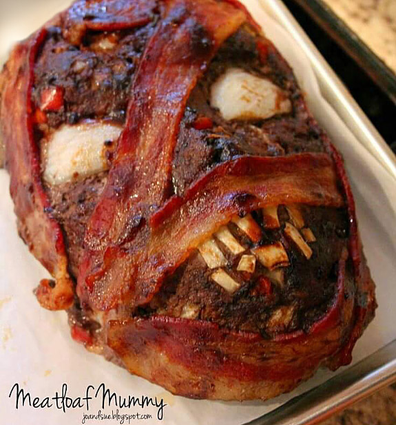 gross-halloween-foods-meatloafmummy